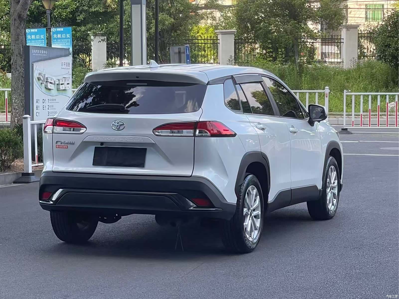 Toyota Frontlander, 2024 4