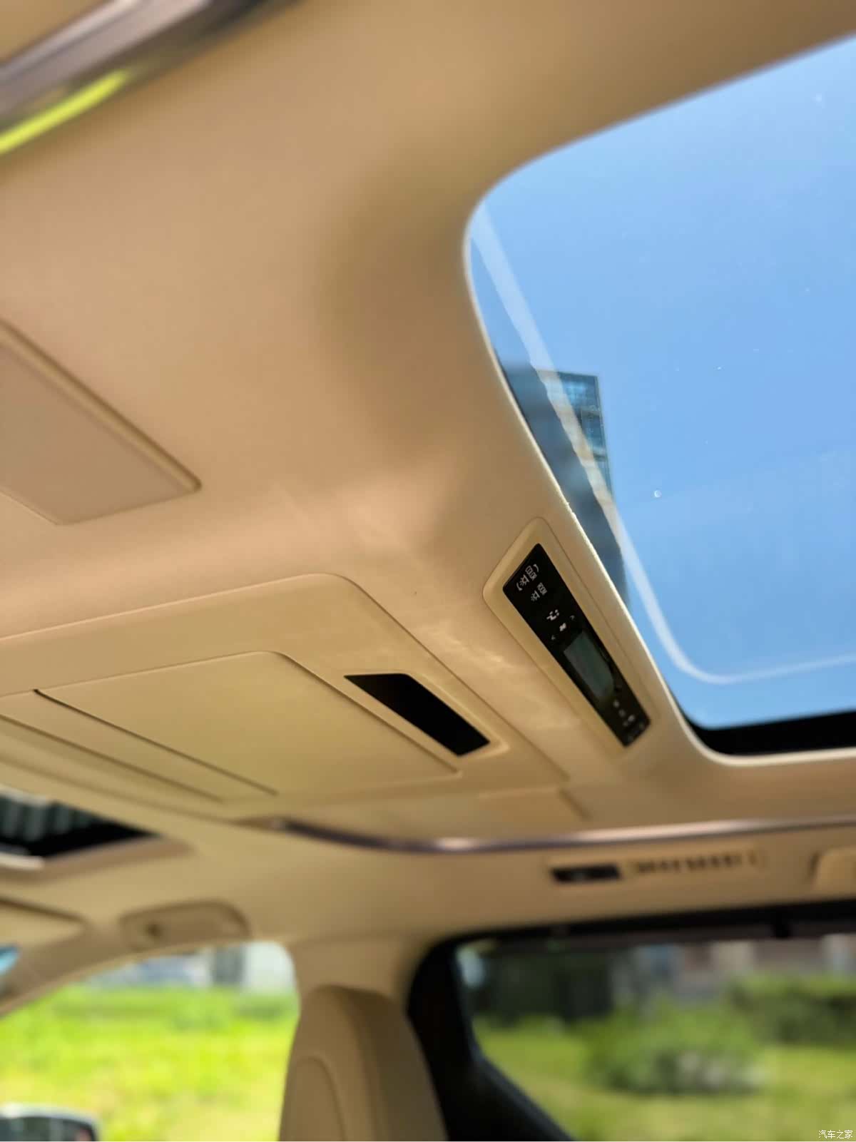Toyota Alphard, 2018 17