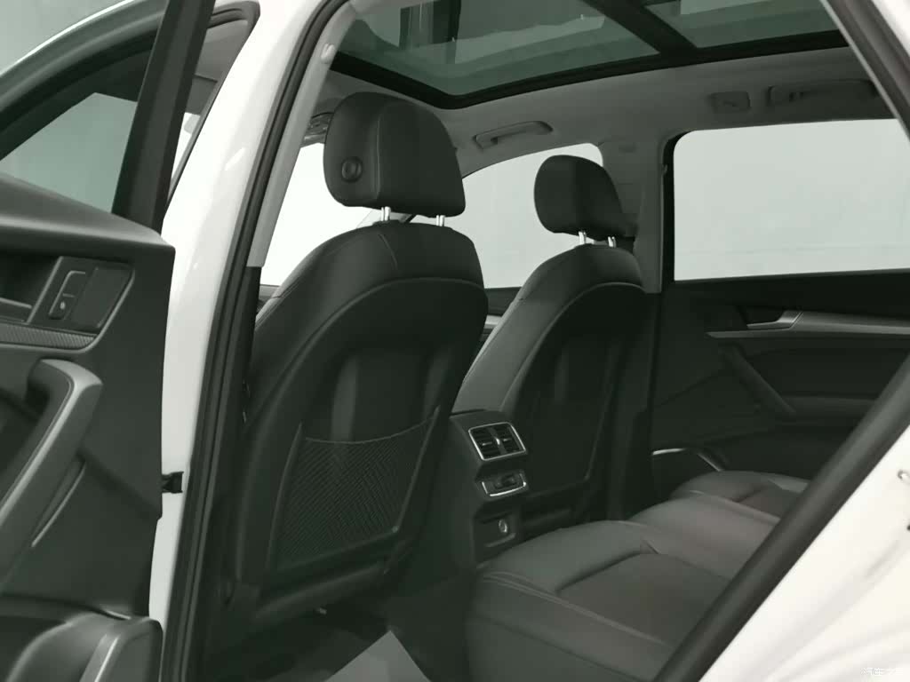 Audi Q5L, 2019 16