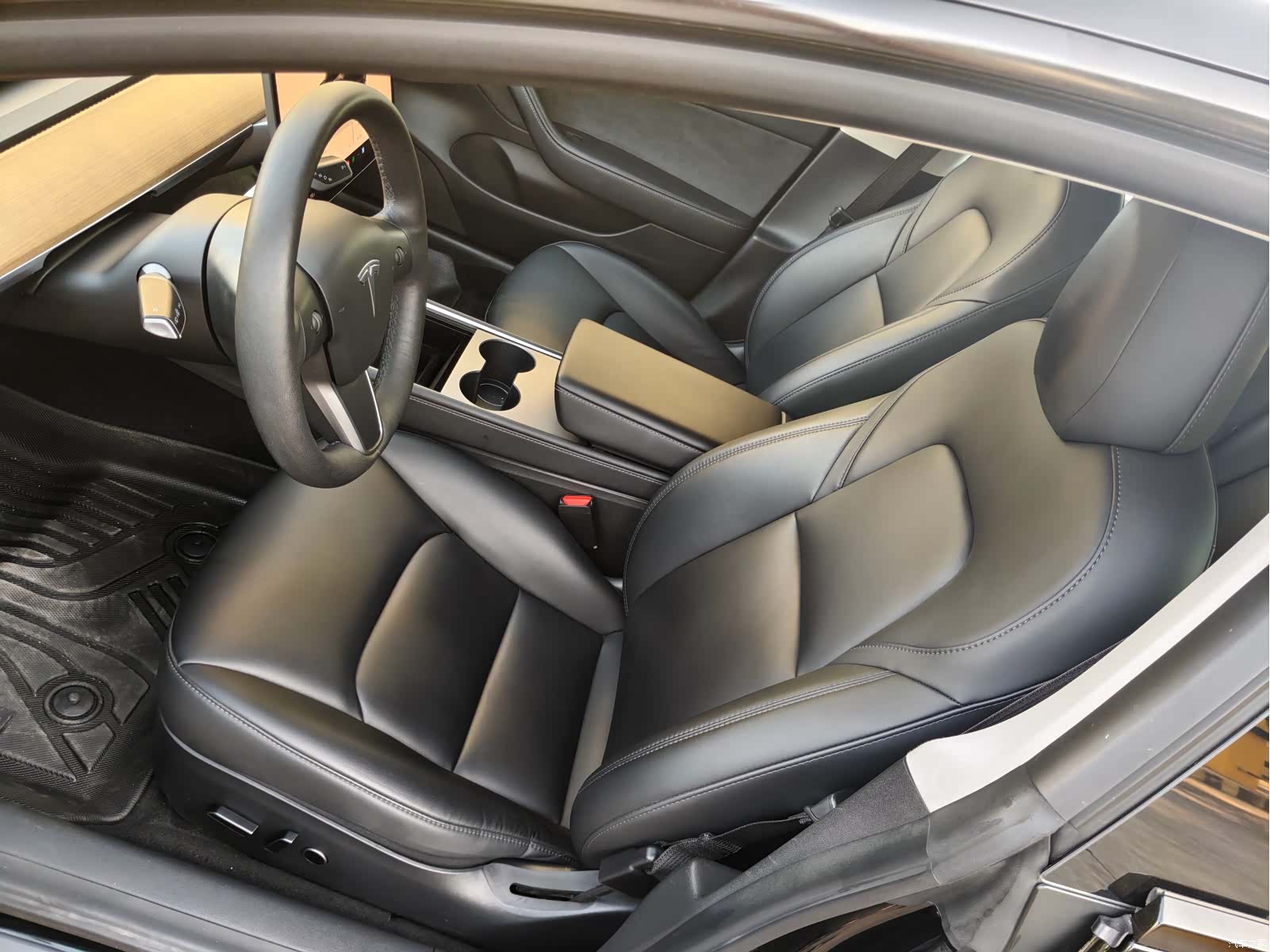 Tesla Model 3, 2022 10