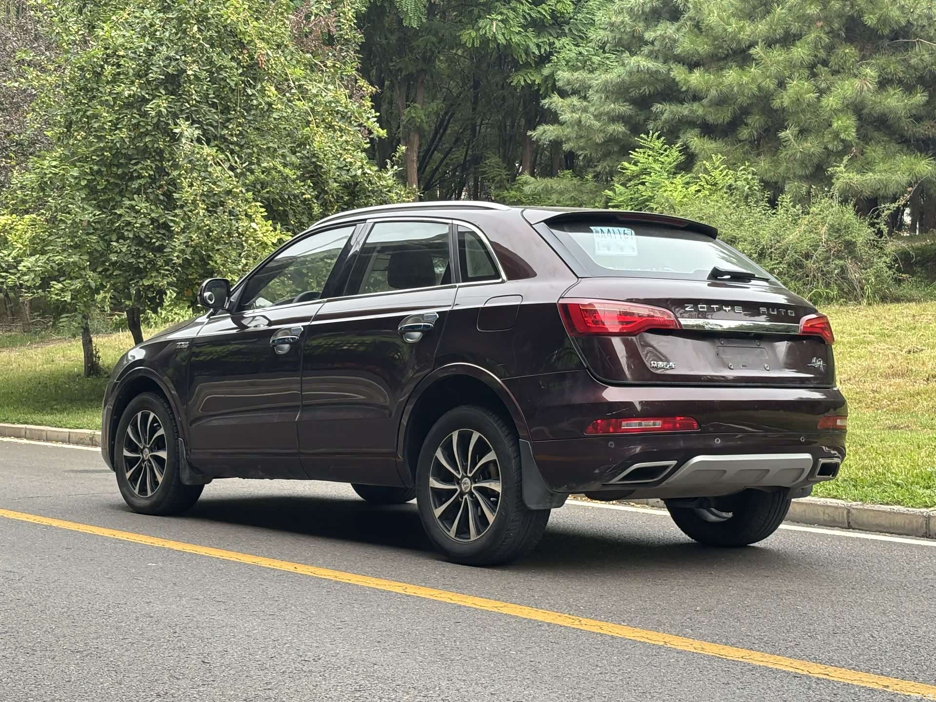 Zotye SR7, 2016 4