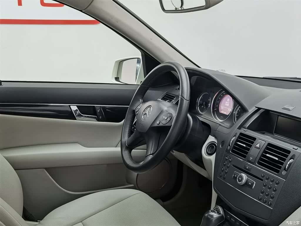 Mercedes-Benz C-Class, 2010 22
