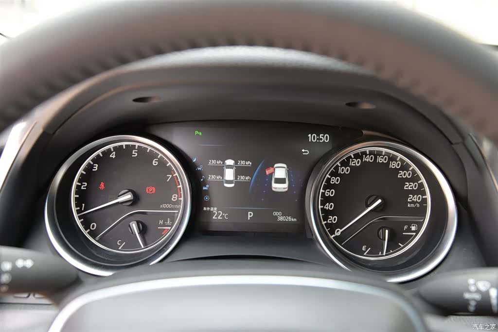 Toyota Camry, 2021 9