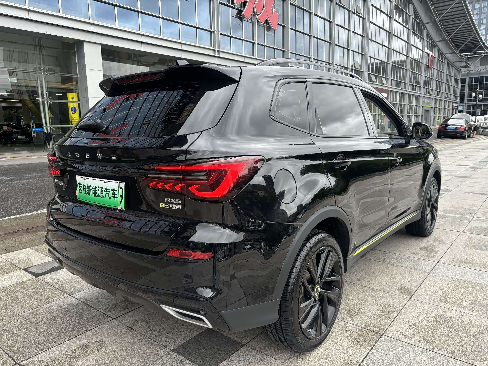 Roewe RX5, 2021 6