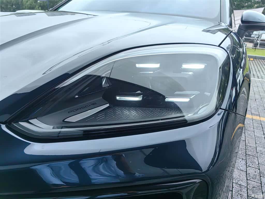 Porsche Cayenne, 2024 12