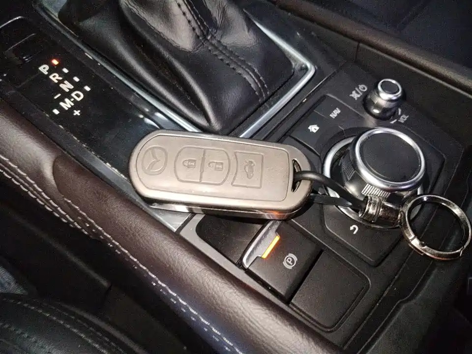Mazda Atez