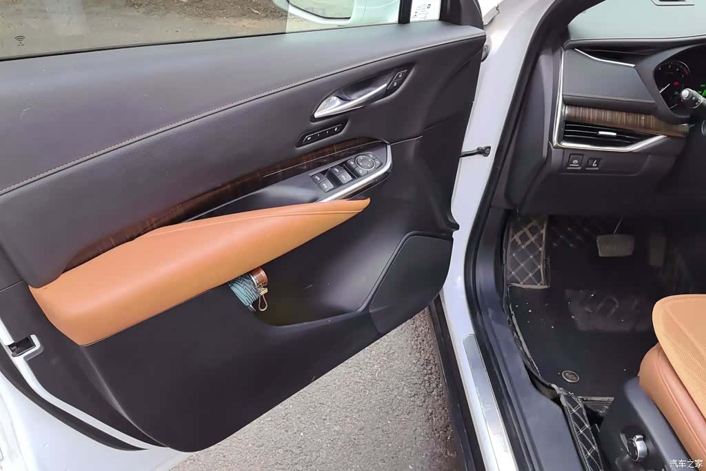 Cadillac XT4, 2022 7