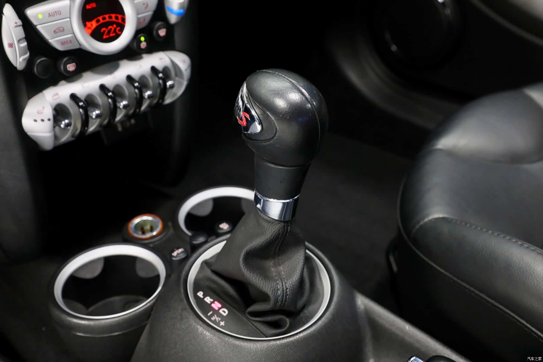 Mini Cooper, 2010 12