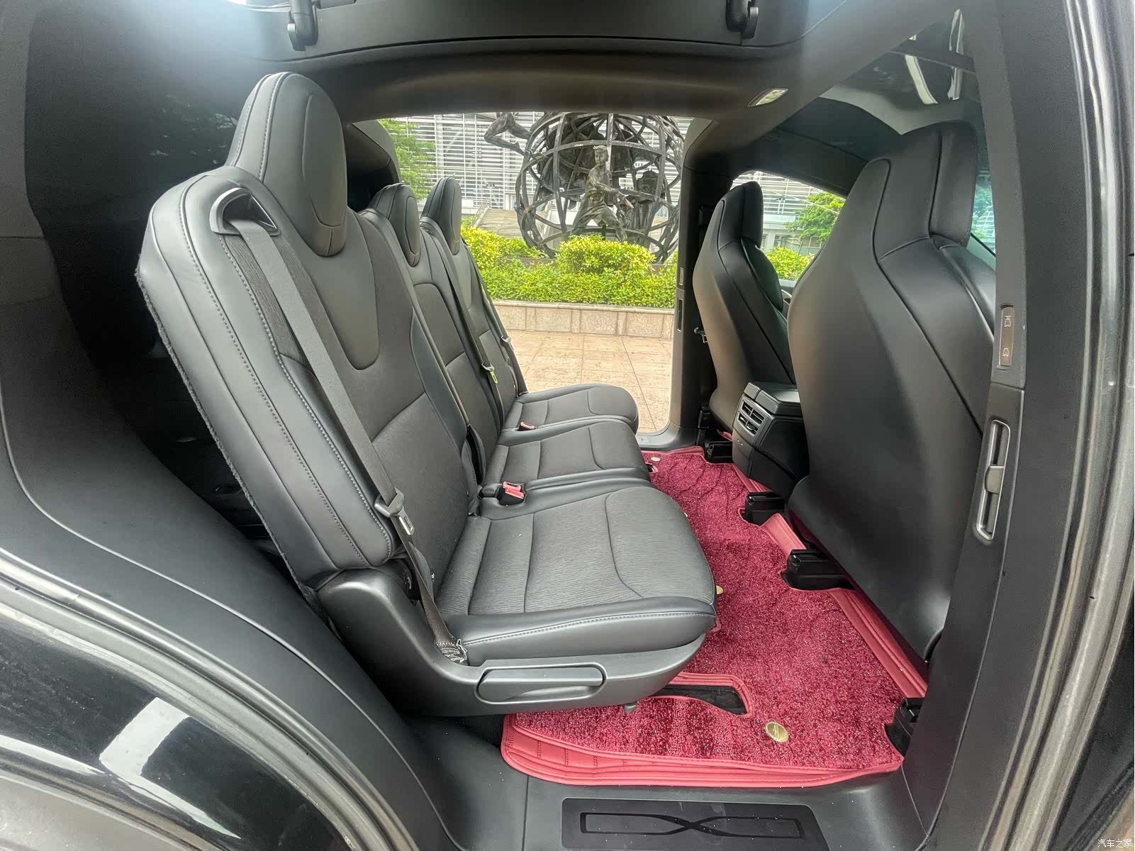 Tesla Model X, 2019 16