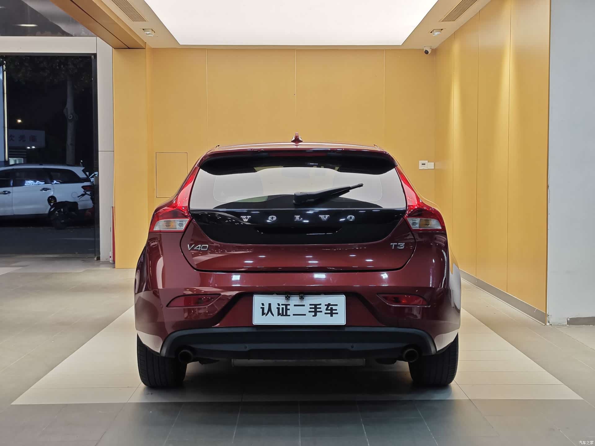 Volvo V40, 2018 26