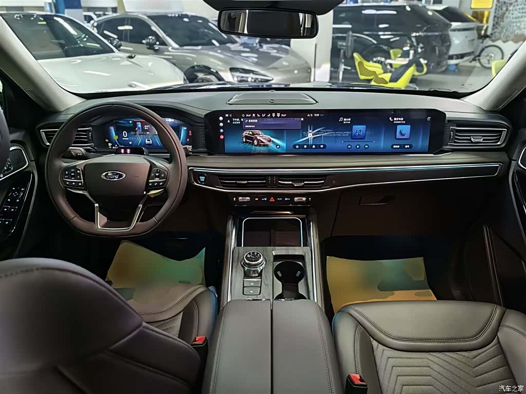 Ford Explorer, 2026 10