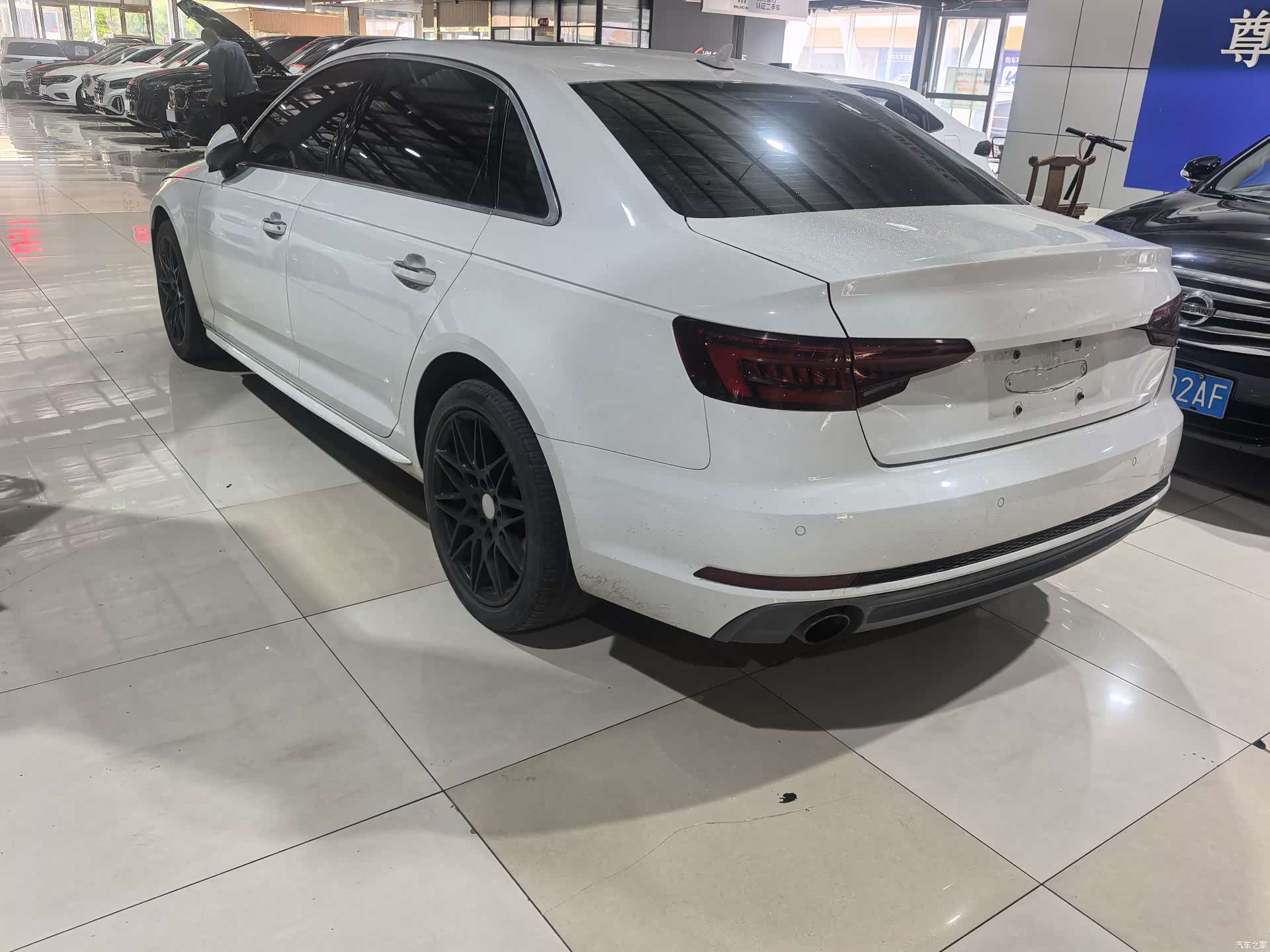 Audi A4L, 2018 6
