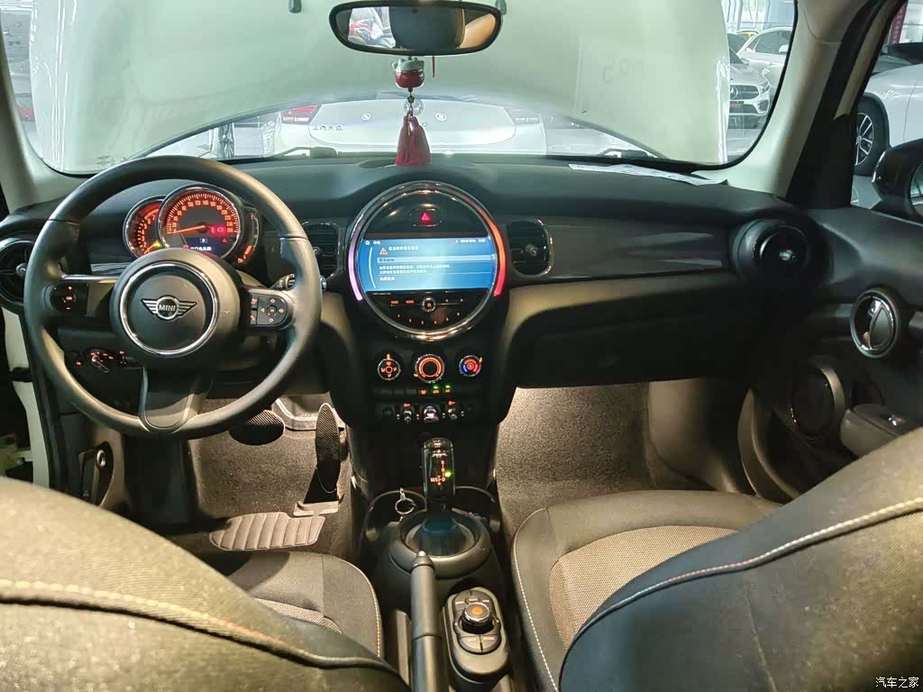 Mini ONE, 2021 10