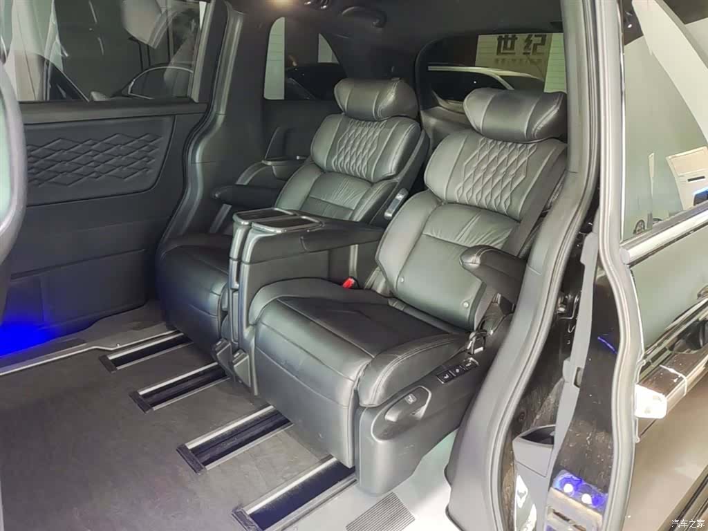 Honda Elysion, 2024 17