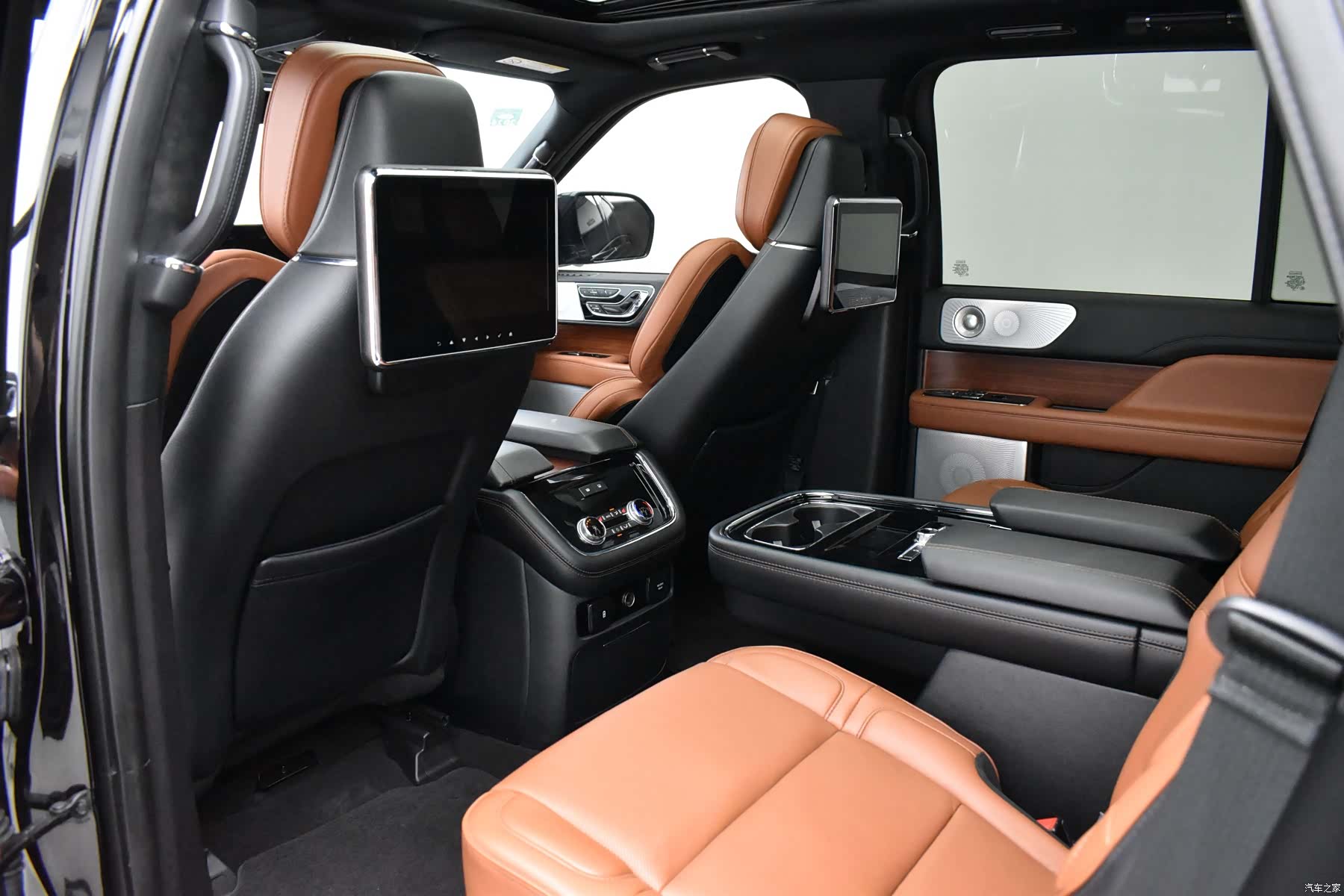 Lincoln Navigator, 2019 22