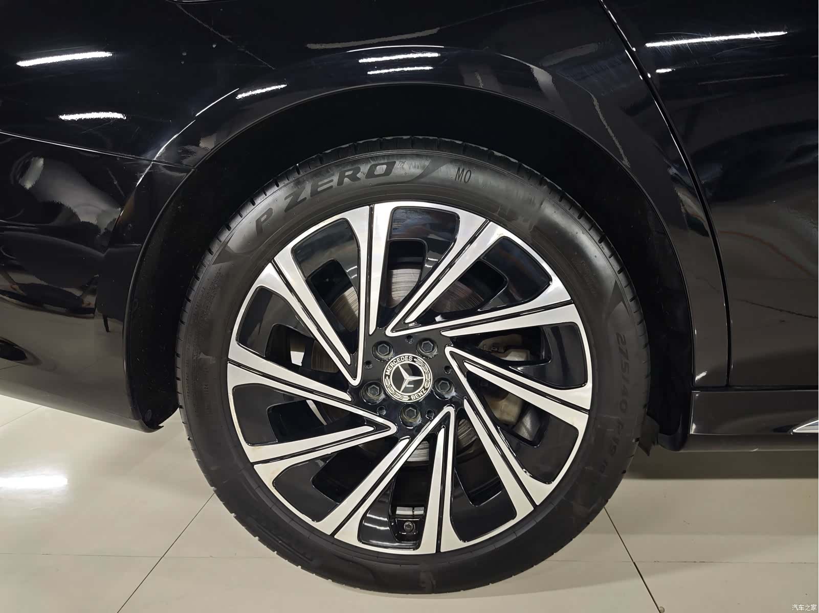 Mercedes-Benz E-Class, 2024 16