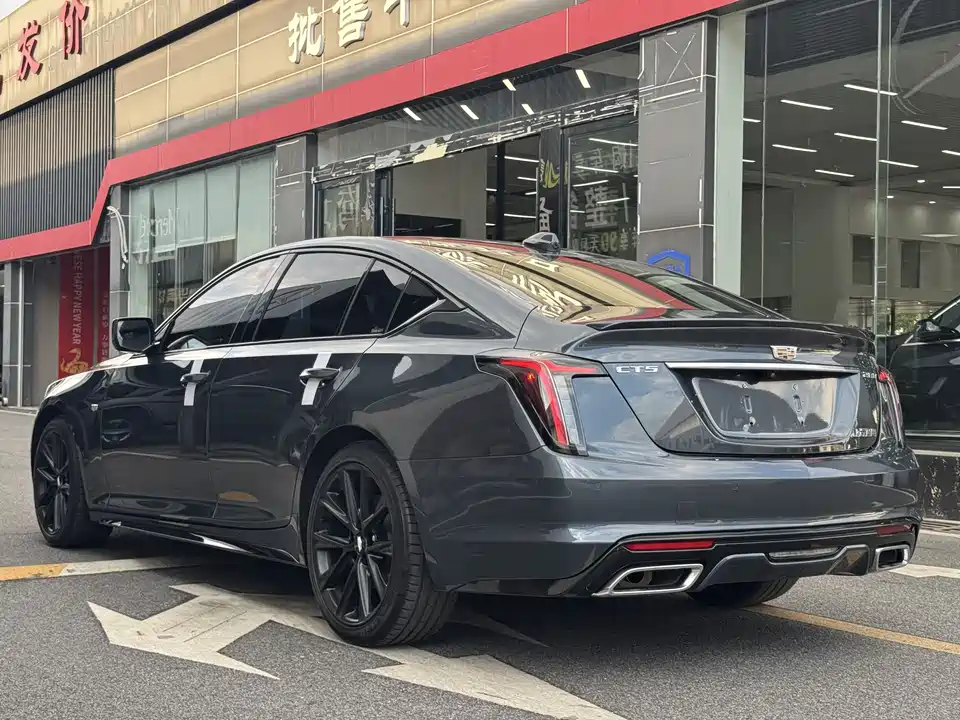 Cadillac CT5