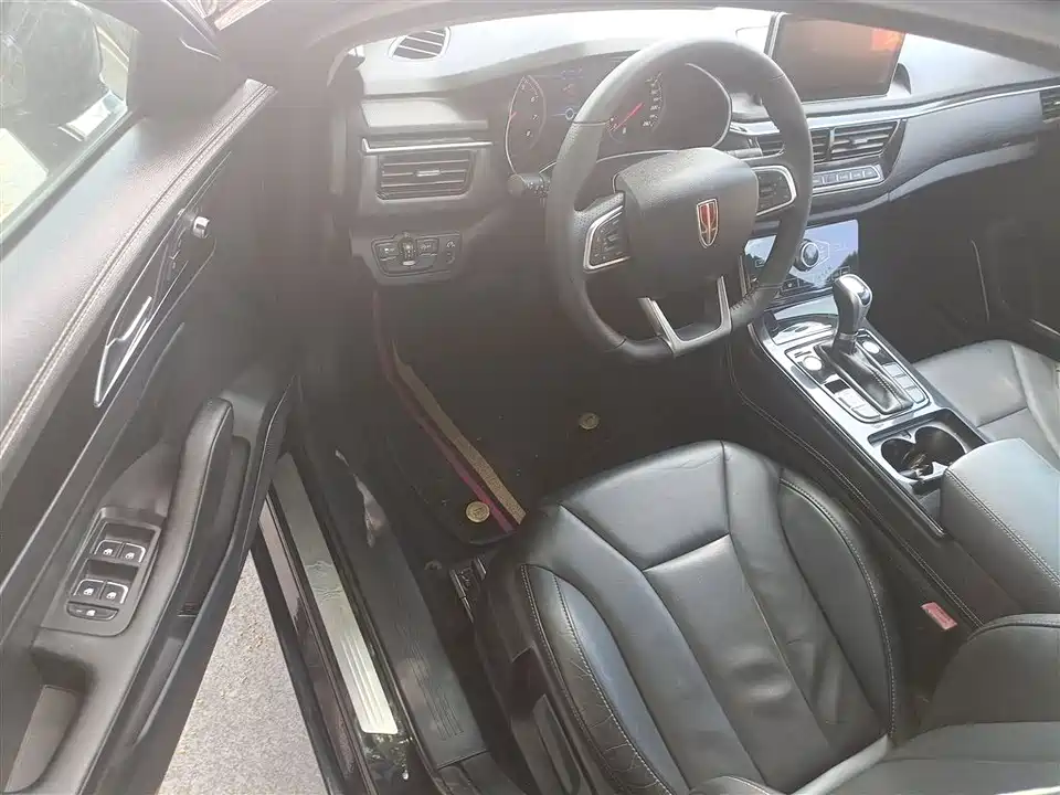 Hongqi H5