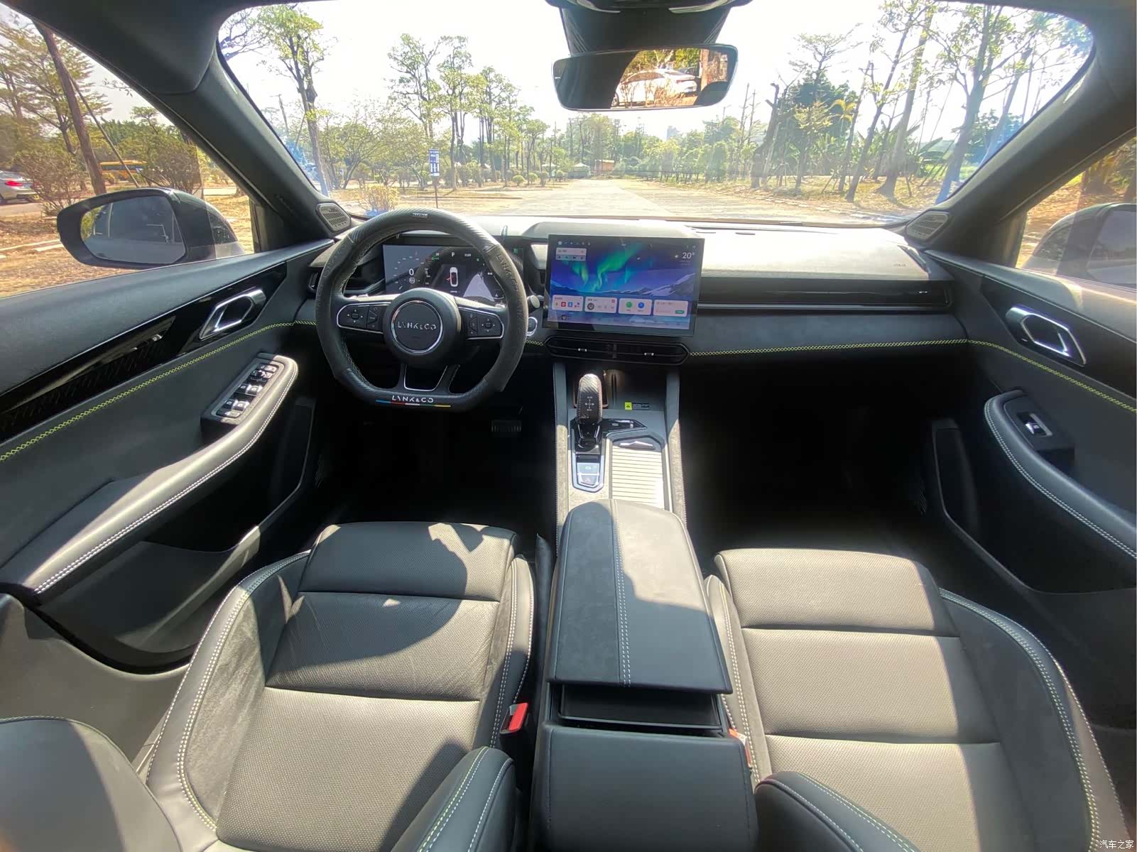 Lynk & Co 02, 2023 все фото
