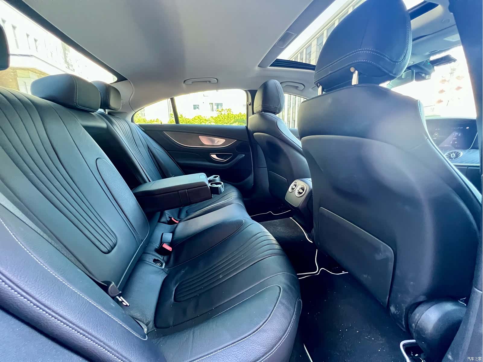 Mercedes-Benz CLS, 2021 19