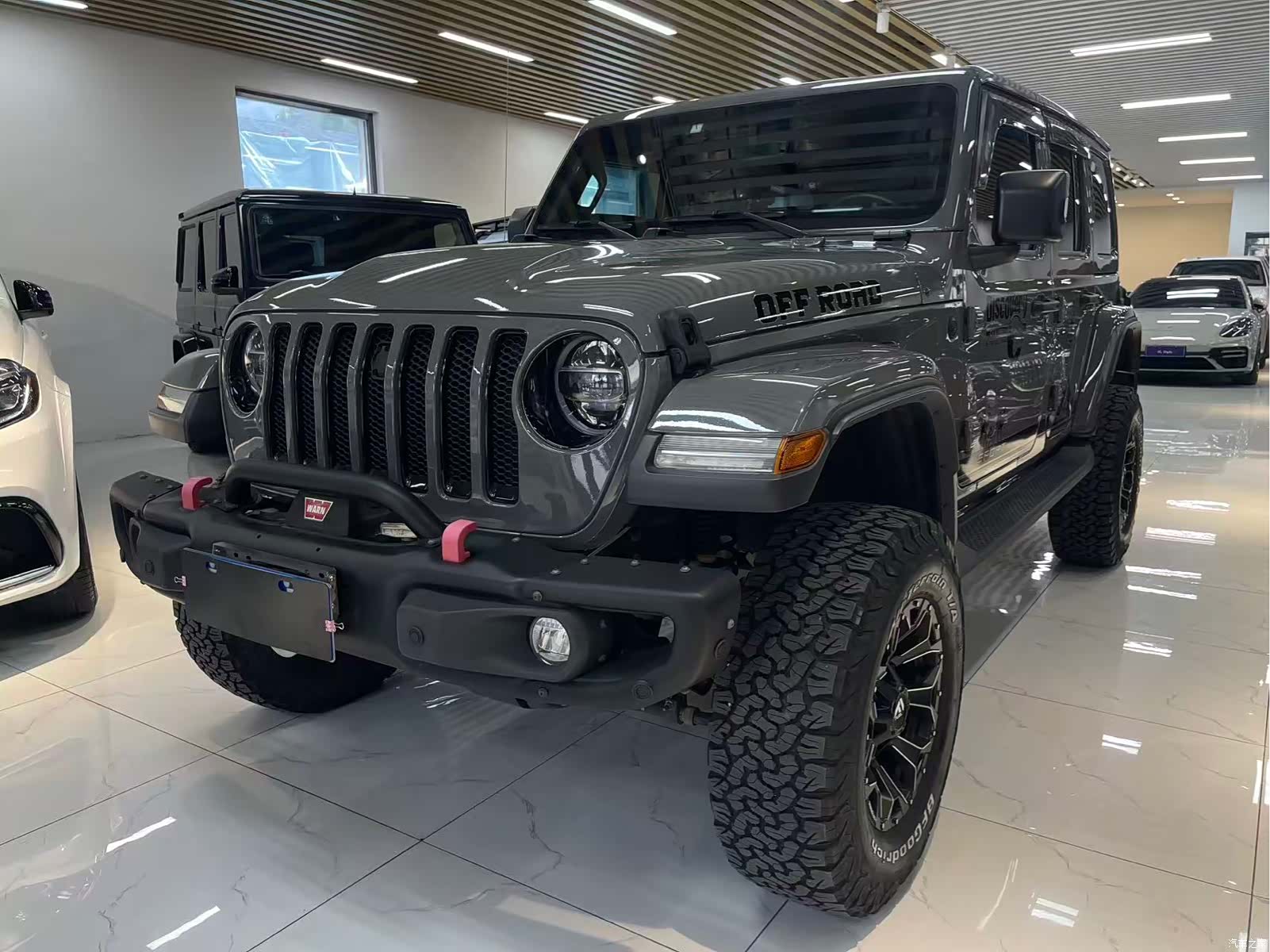 Jeep Wrangler, 2021 3