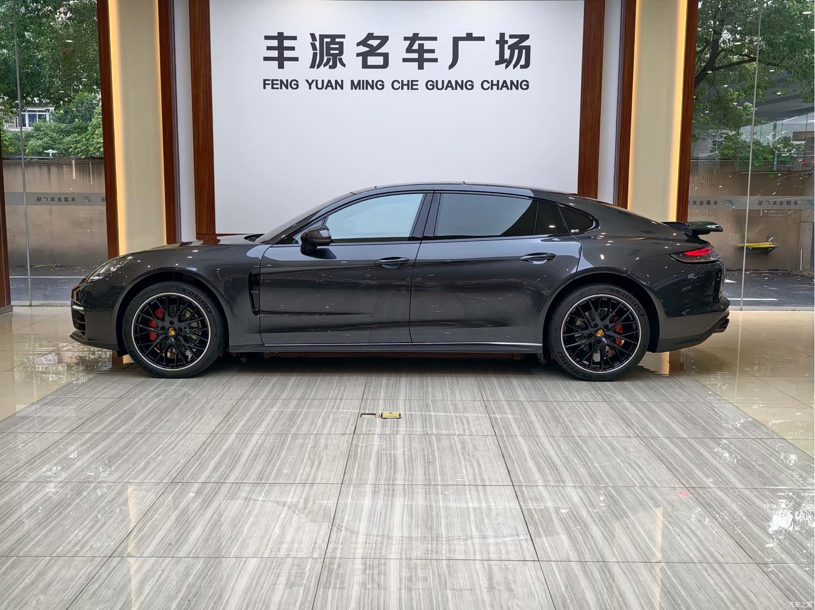 Porsche Panamera, 2023 26