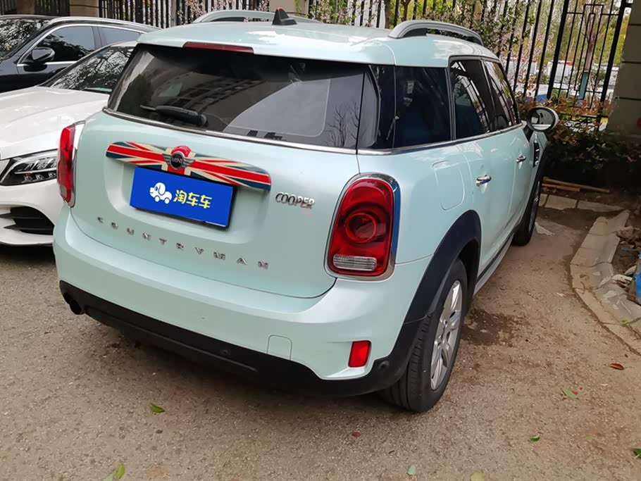 MINI COUNTRYMAN