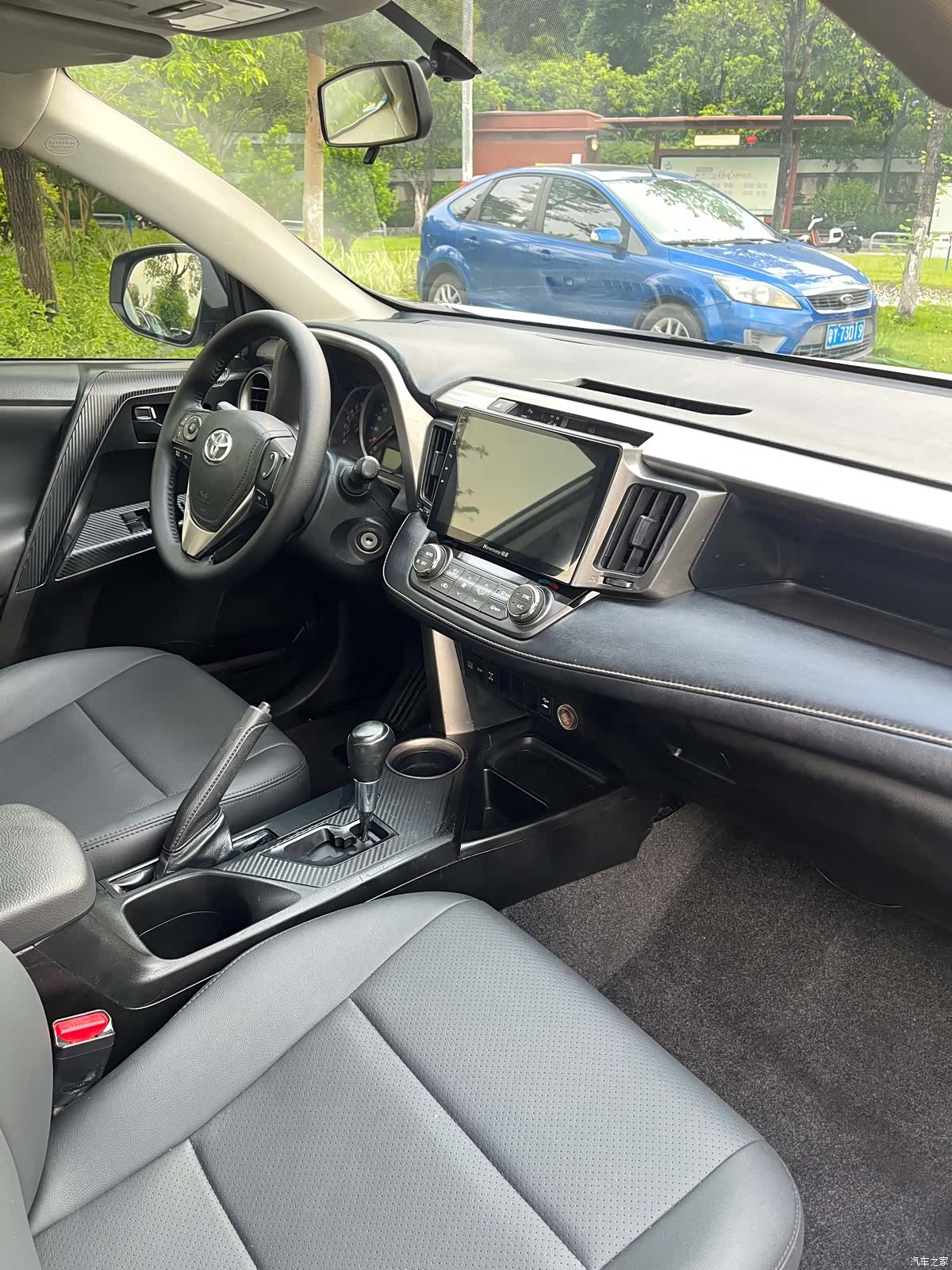 Toyota RAV4, 2014 10