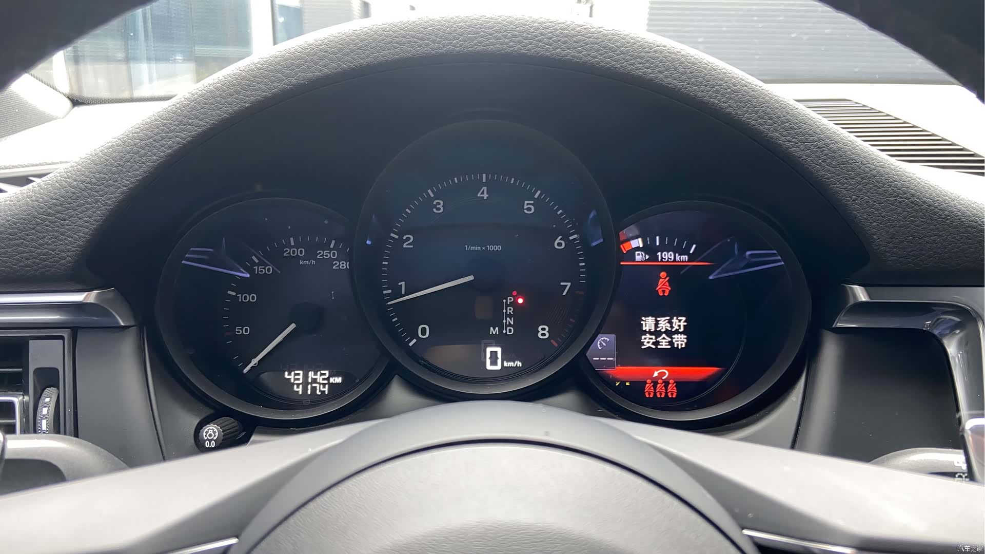 Porsche Macan, 2023 6