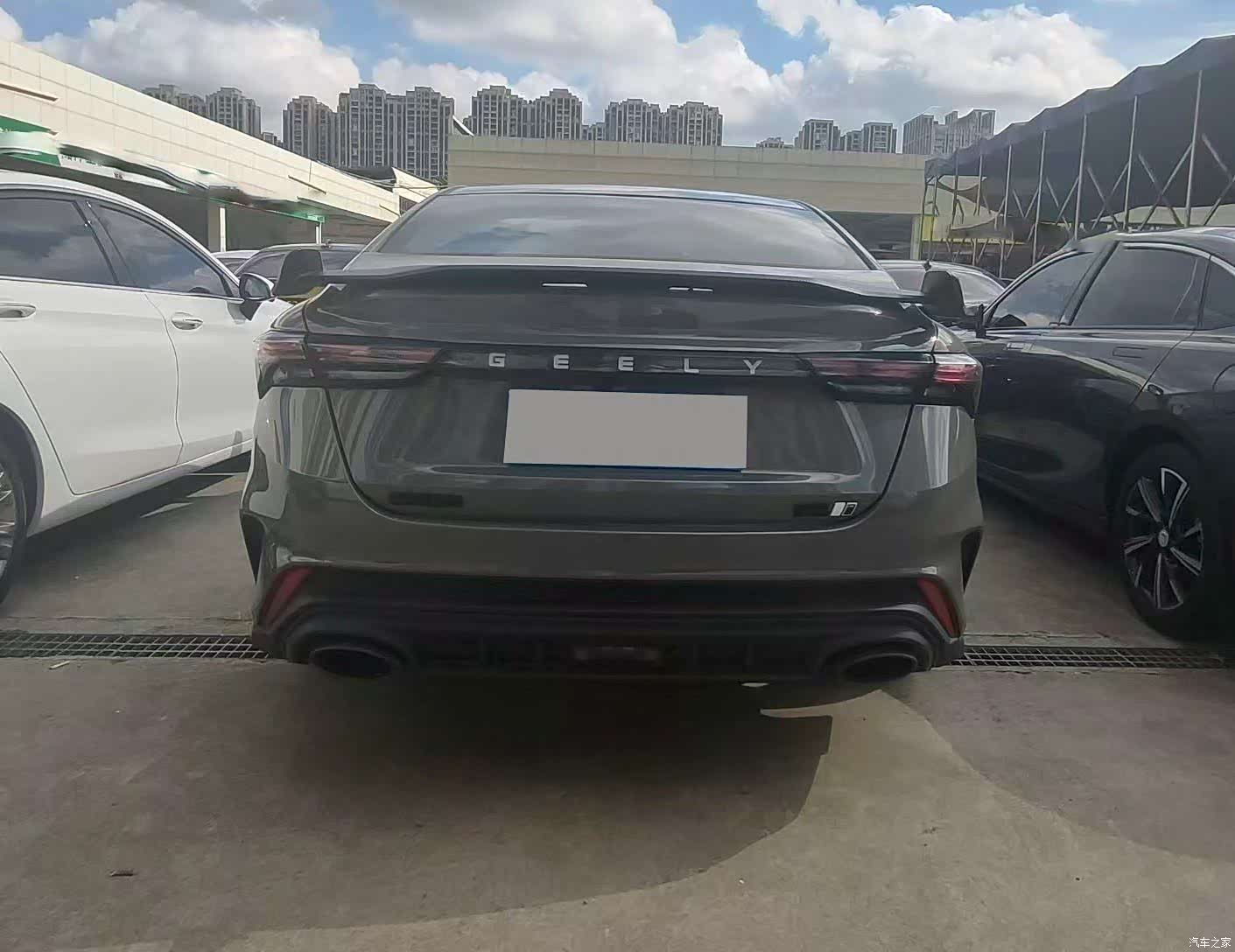Geely Binray, 2022 11