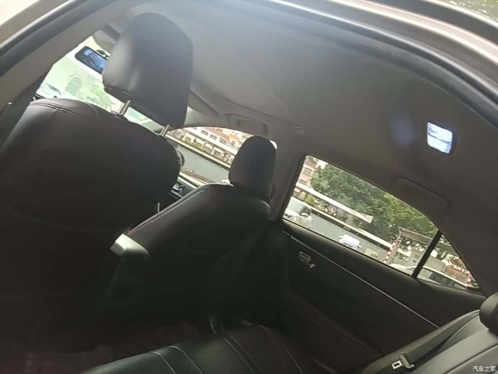 Toyota Corolla, 2015 18