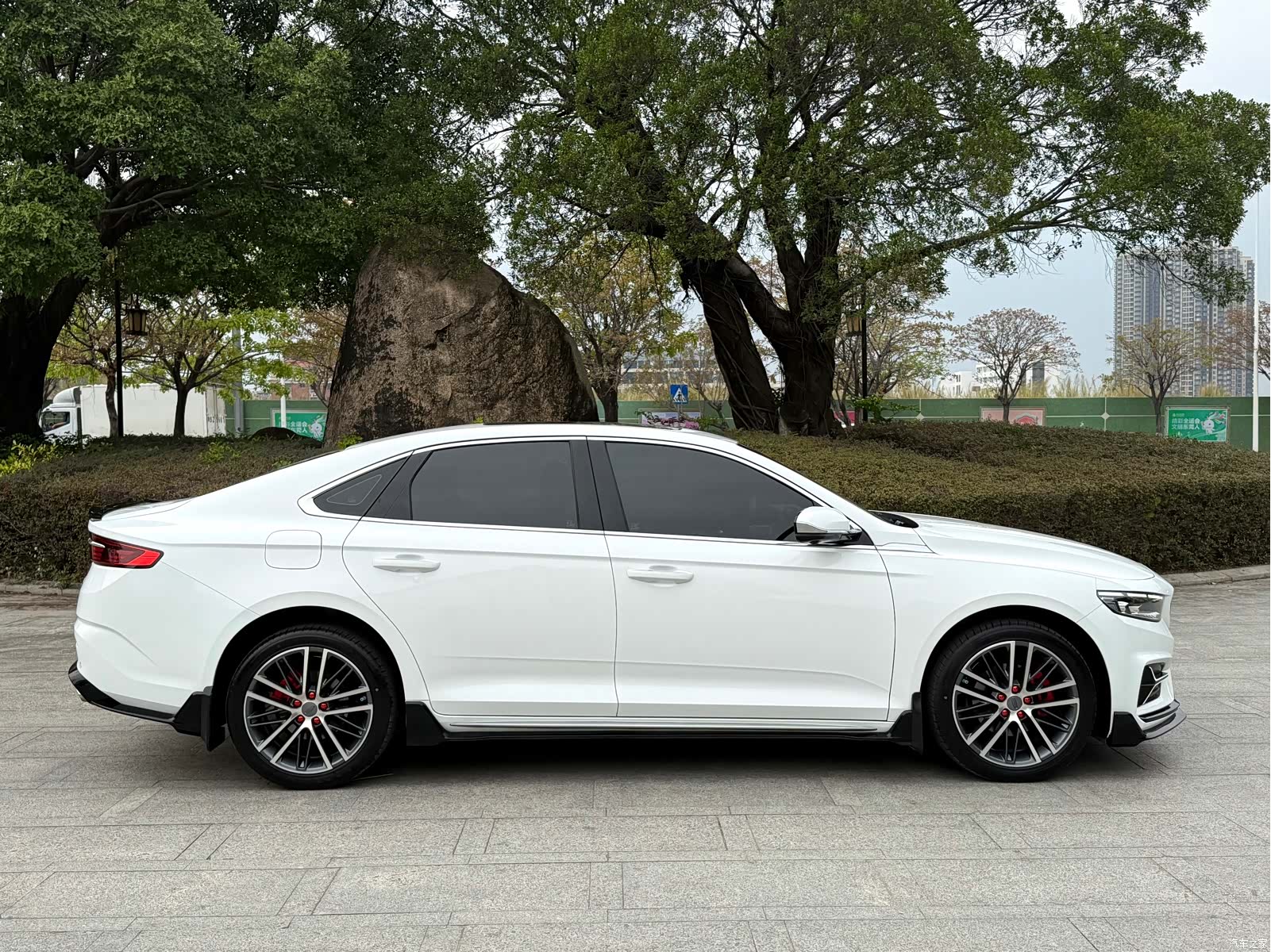 Geely Preface, 2024 21