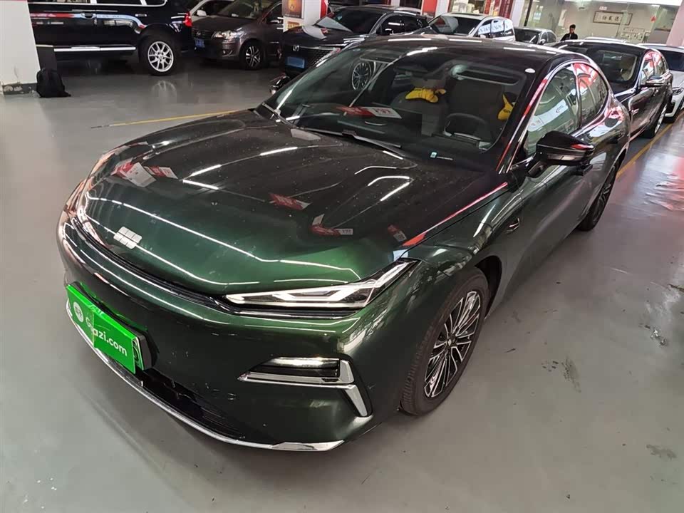 Geely Galaxy Galaxy Sparkle 8