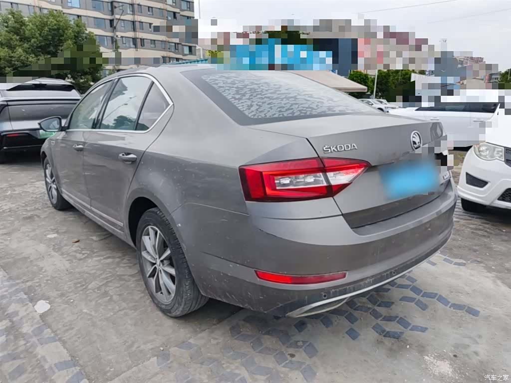 Skoda Octavia, 2018 все фото