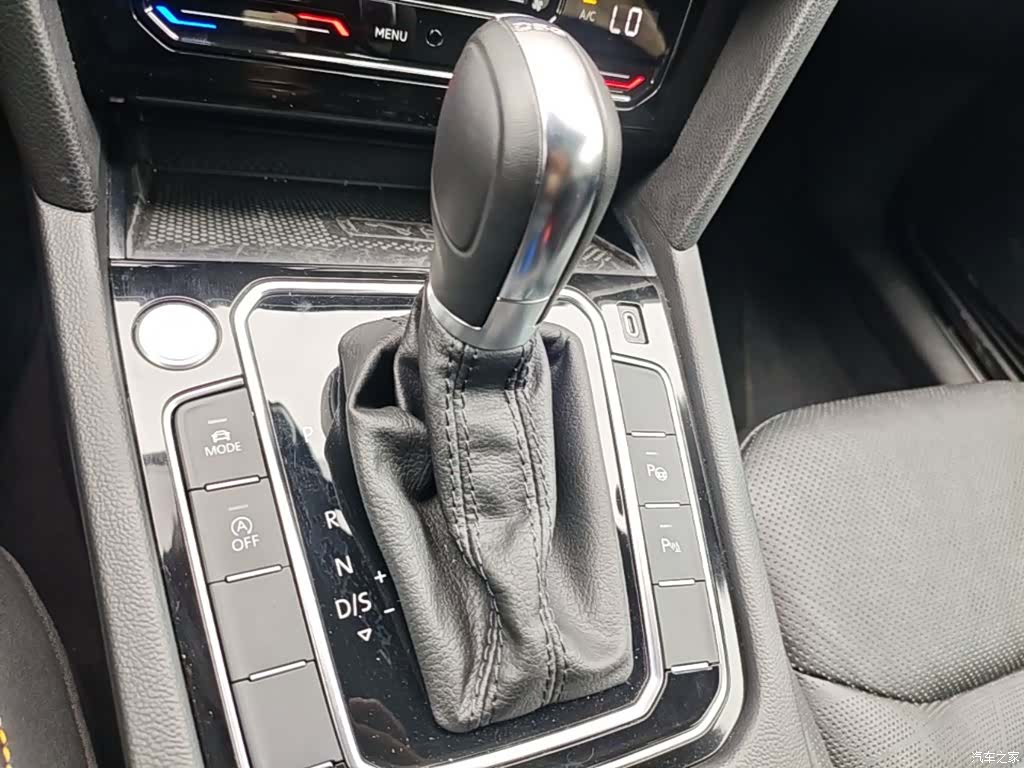 Volkswagen CC, 2024 21
