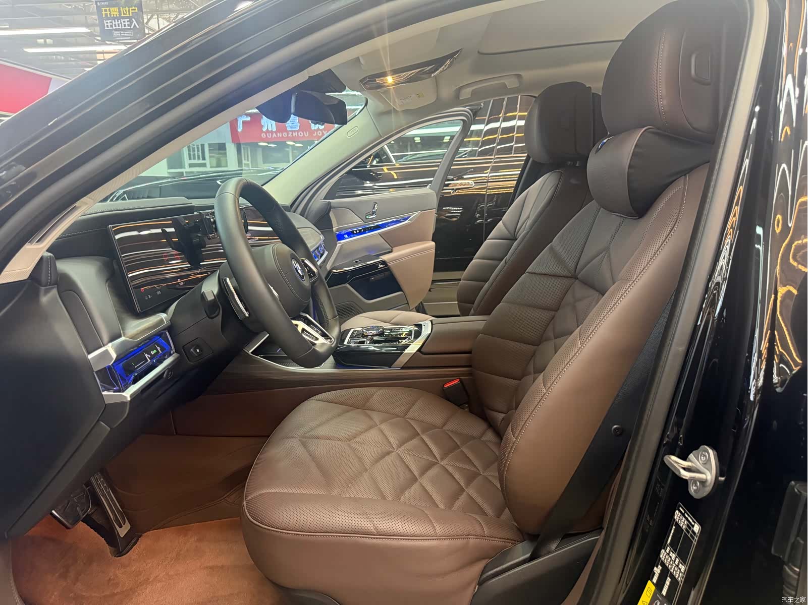 BMW i7, 2024 6