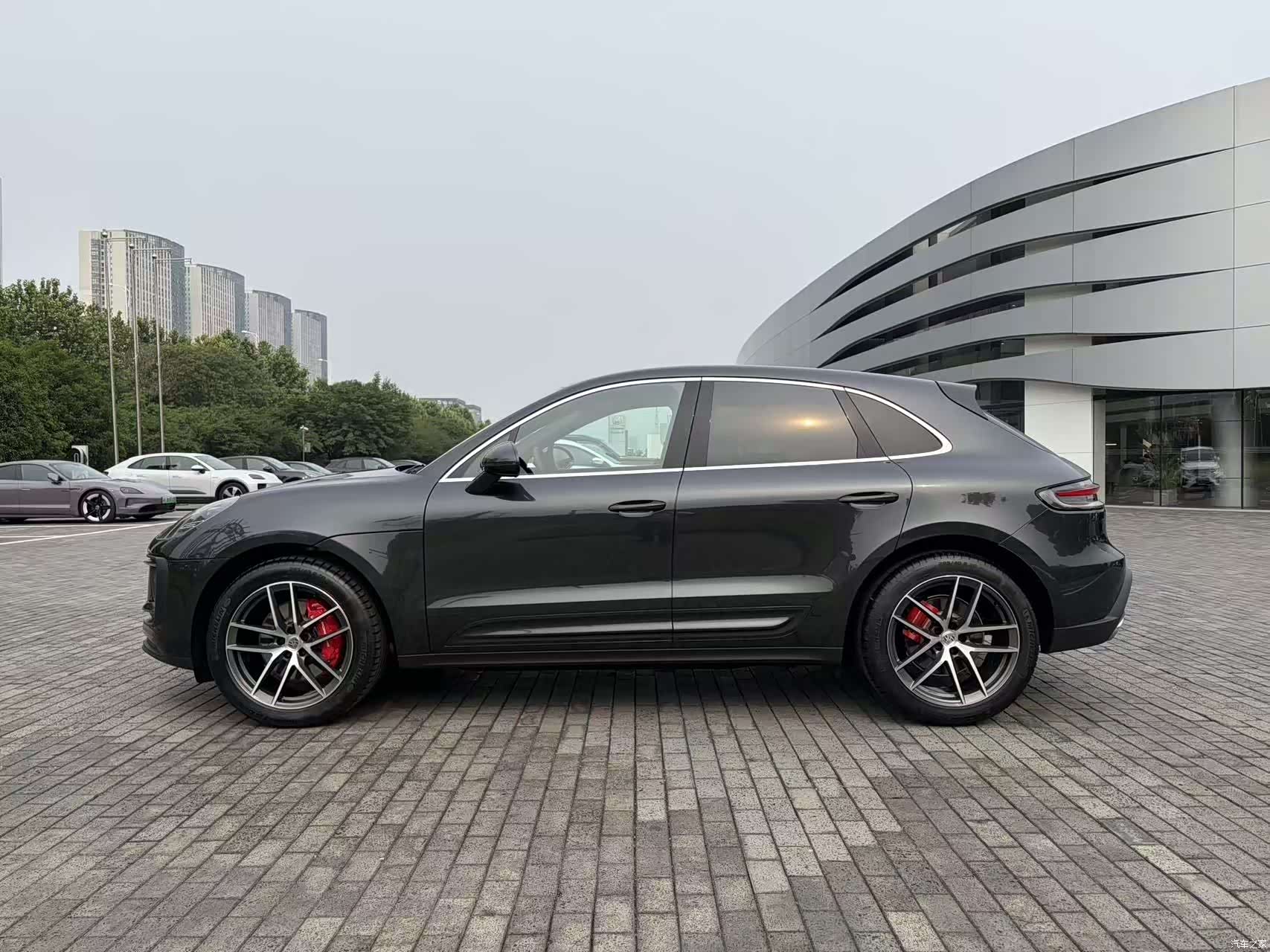 Porsche Macan, 2024 6