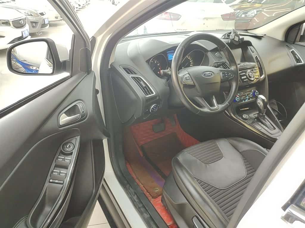 Ford Focus, 2017 16