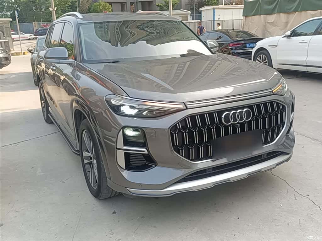 Audi Q6, 2024 4