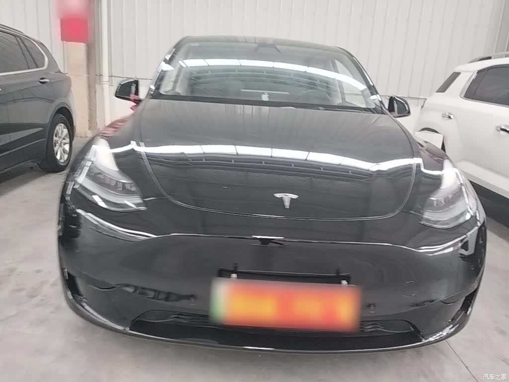 Tesla Model Y, 2023 3