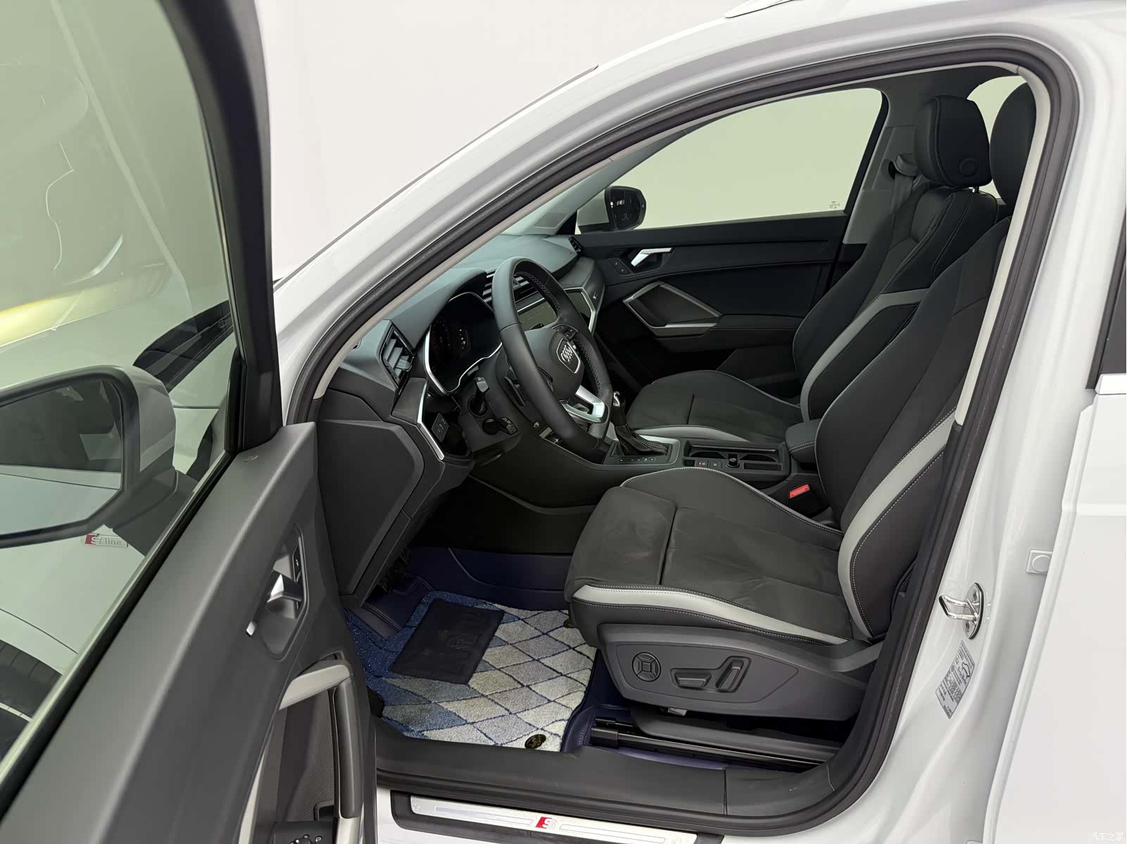 Audi Q3, 2025 22