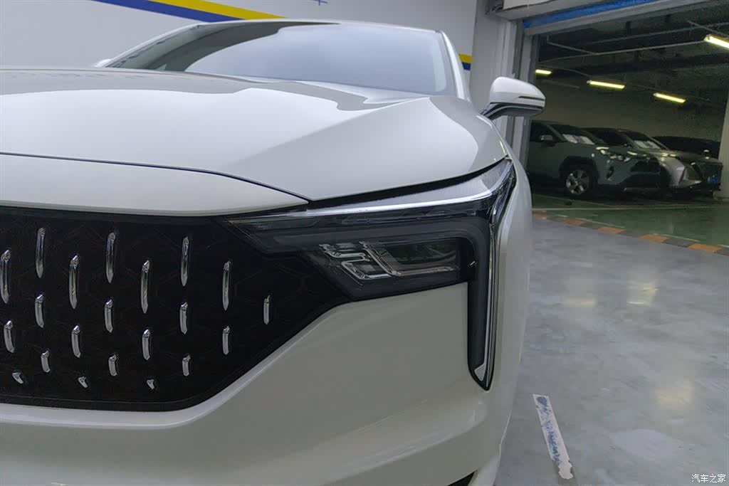 Bestune B70, 2022 все фото