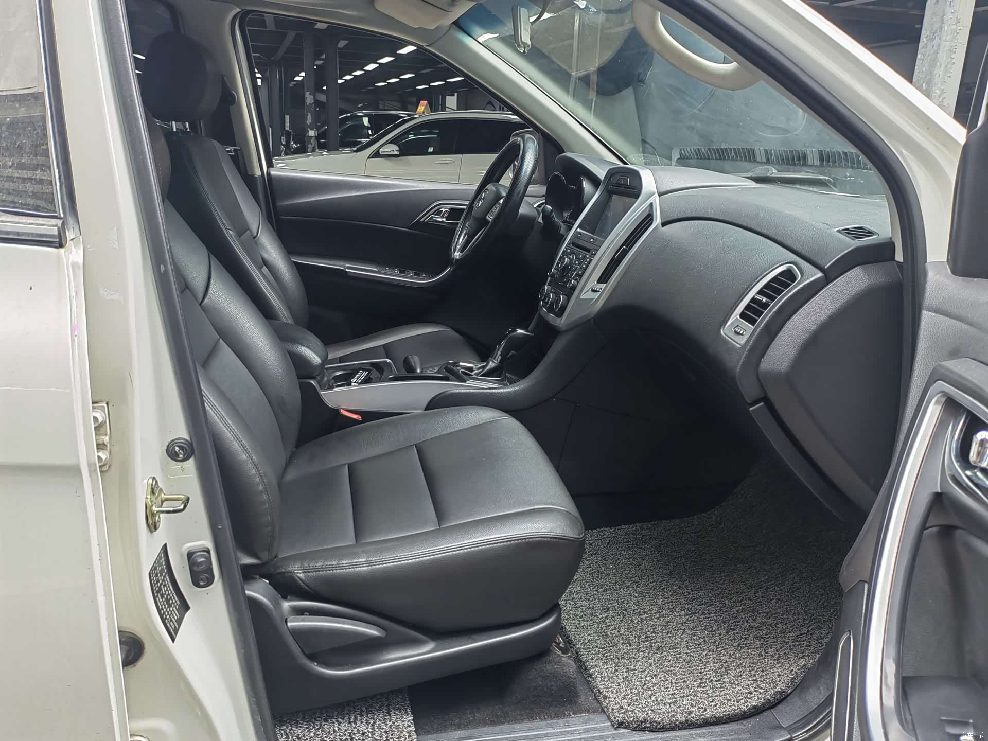 JMC S350, 2015 4