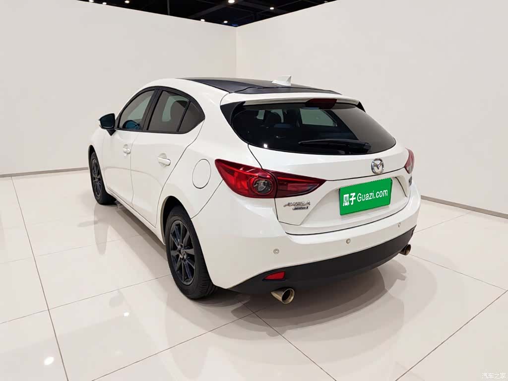 Mazda Mazda3, 2015 4