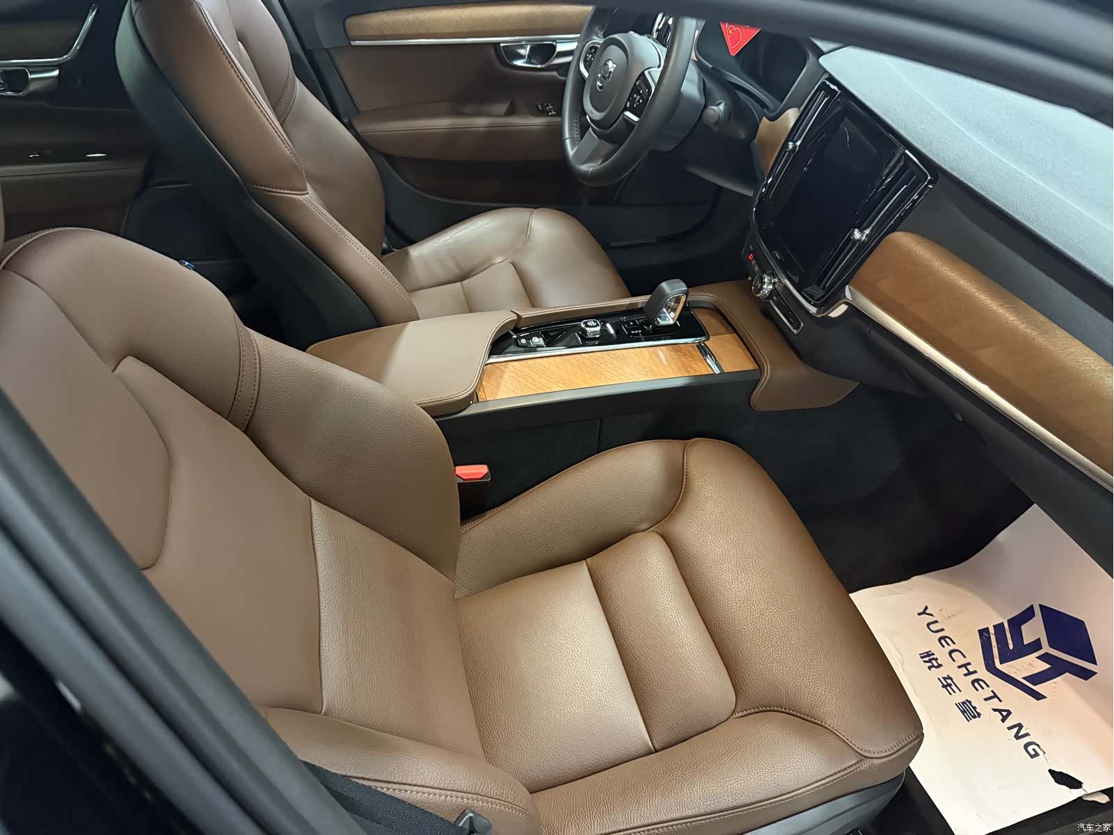 Volvo S90, 2024 все фото