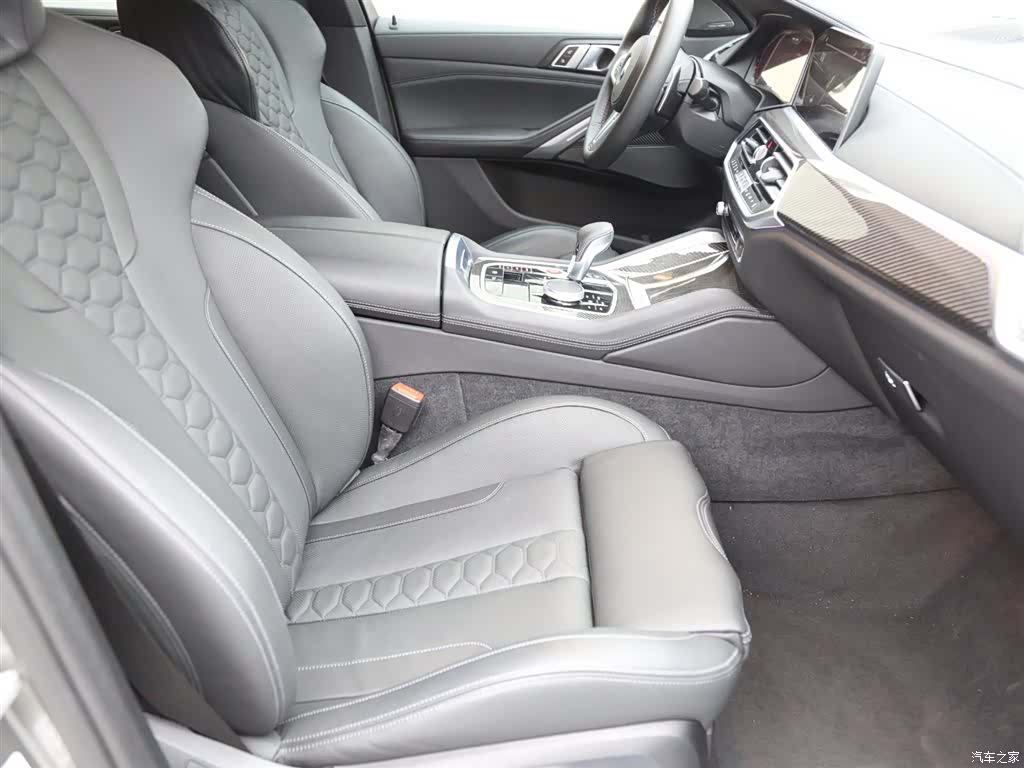 BMW X6, 2021 9