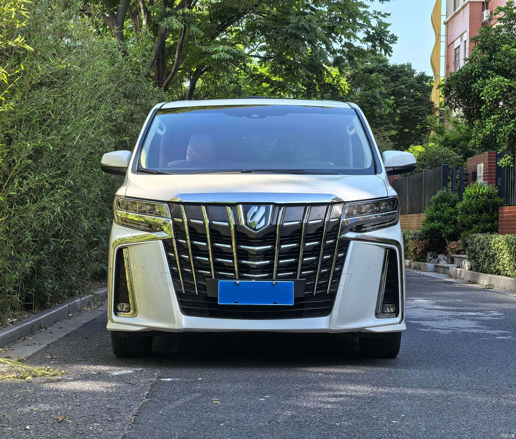 Toyota Alphard, 2021 2