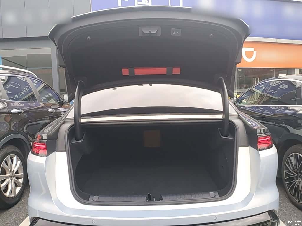 BYD Han, 2025 15
