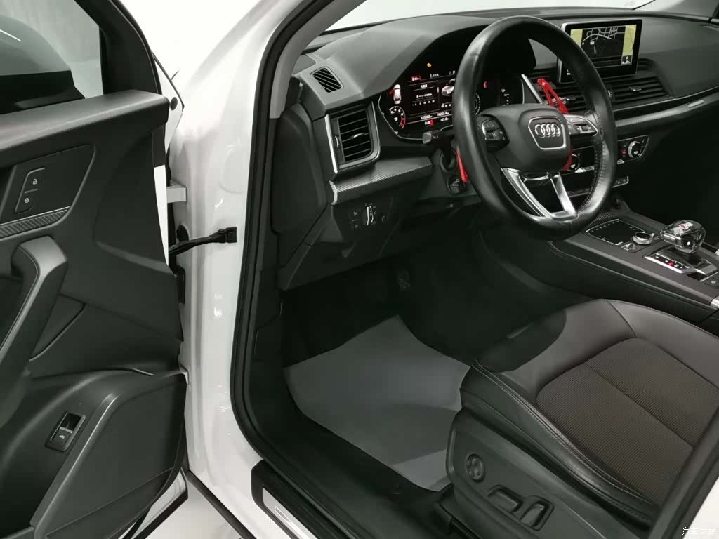 Audi Q5L, 2019 15