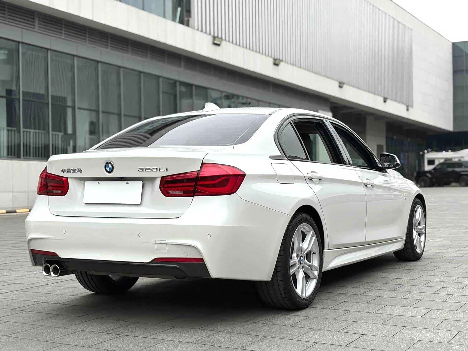 BMW 3 Series, 2018 9
